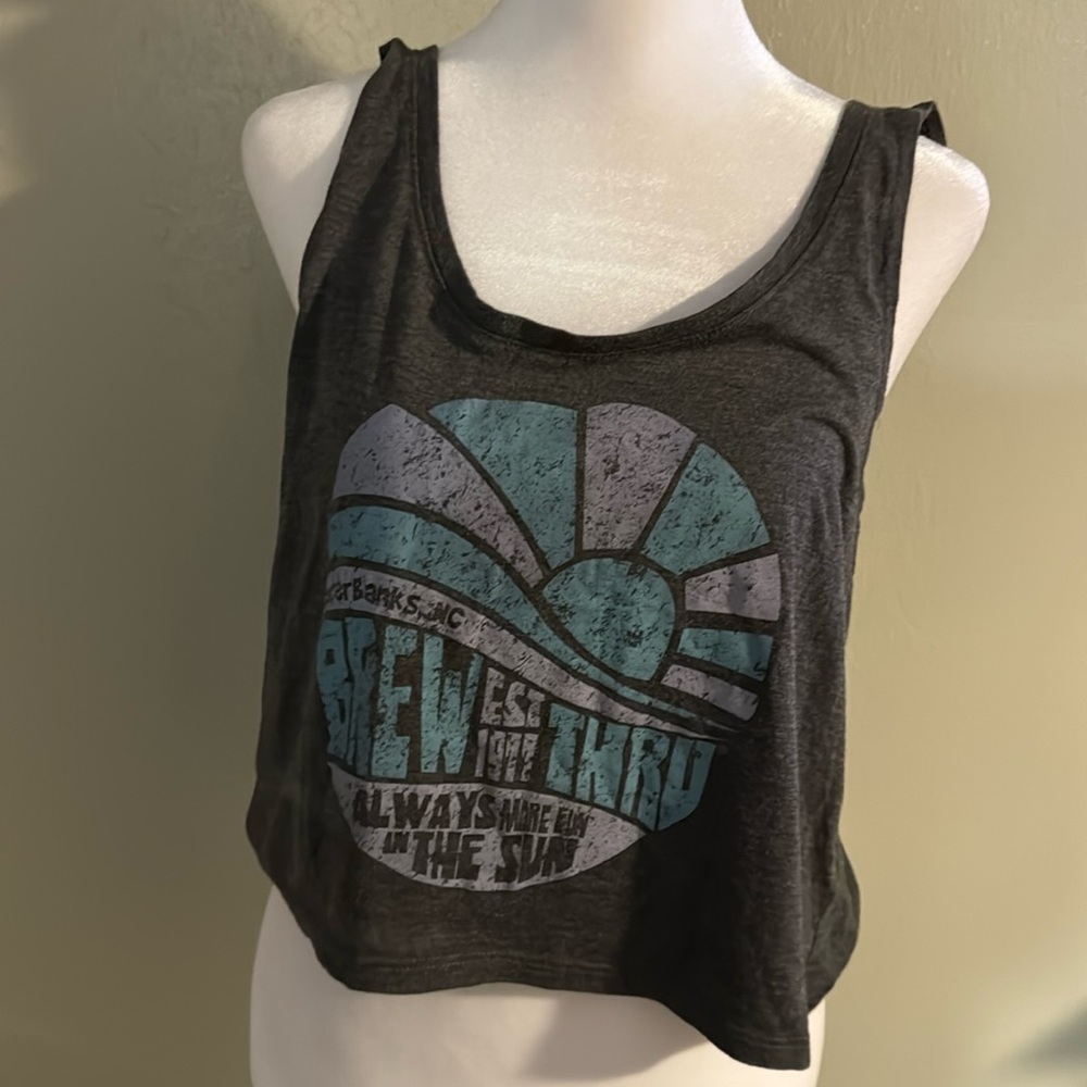 cropped tee